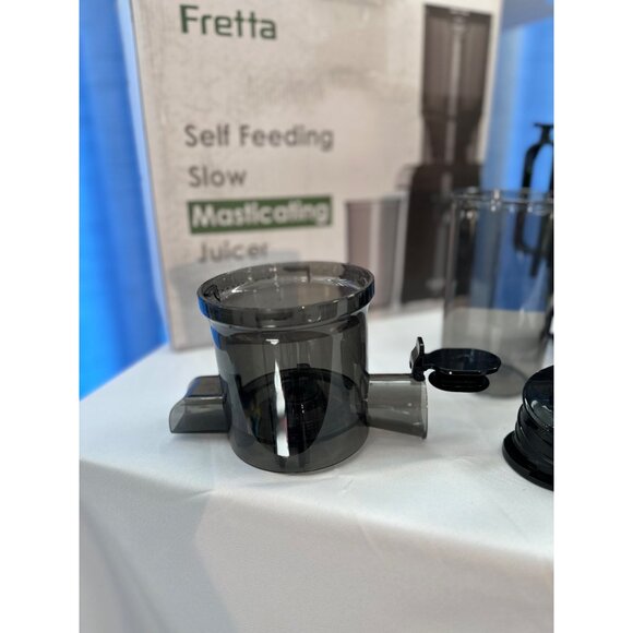 Fretta Self-Feeding Slow Masticating Juicer 1.1L Large Feed Chute BPA-Free Easy - Picture 10 of 13
